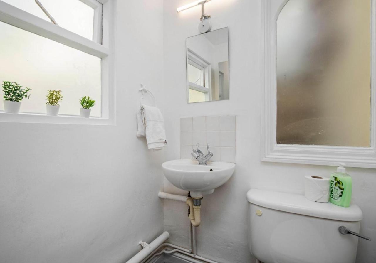 Villa The Townhouse By My Getaways Free Parking à Hove Extérieur photo